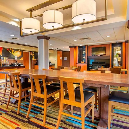 Fairfield Inn & Suites Hooksett Манчестер Экстерьер фото