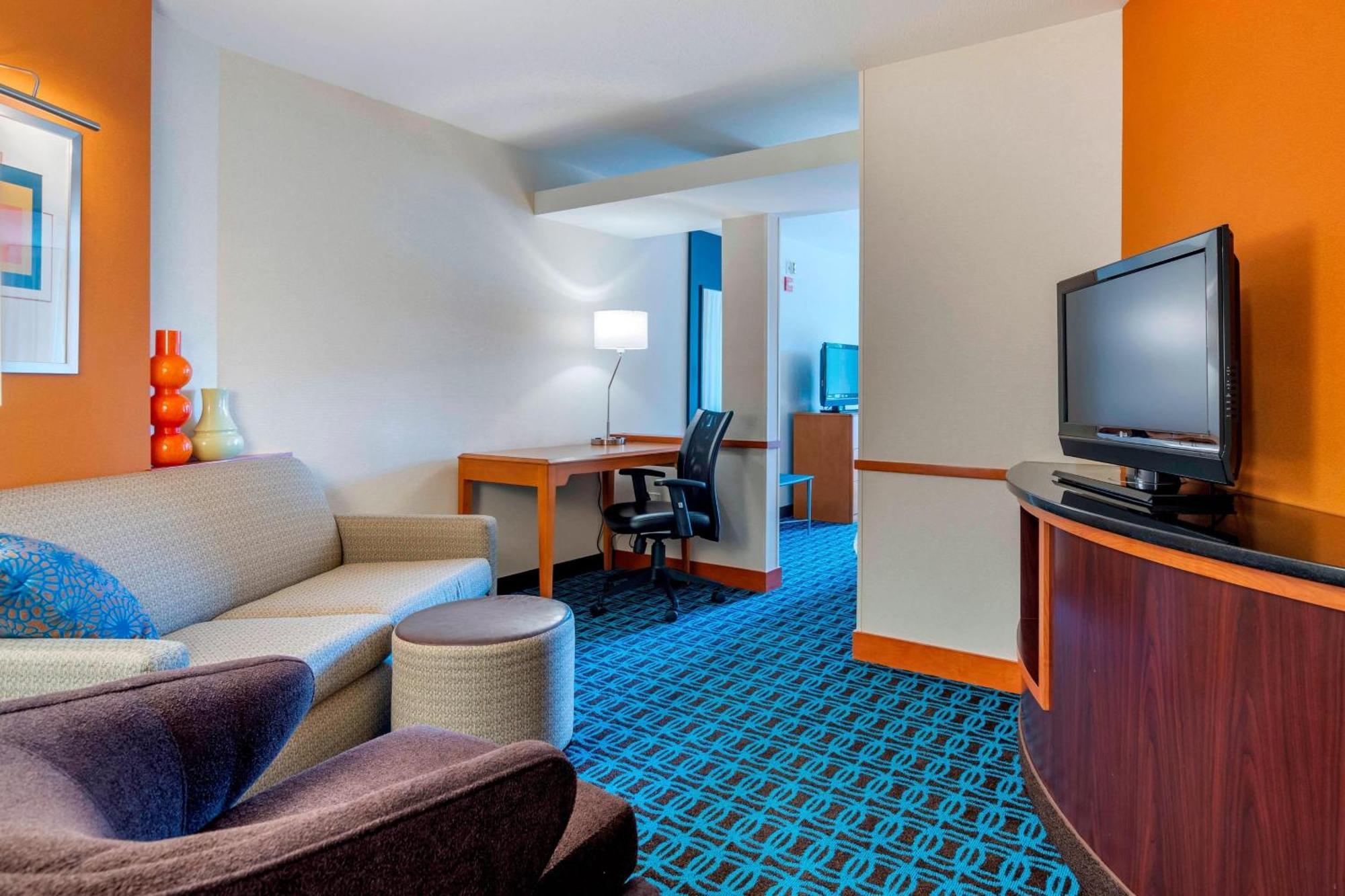 Fairfield Inn & Suites Hooksett Манчестер Экстерьер фото